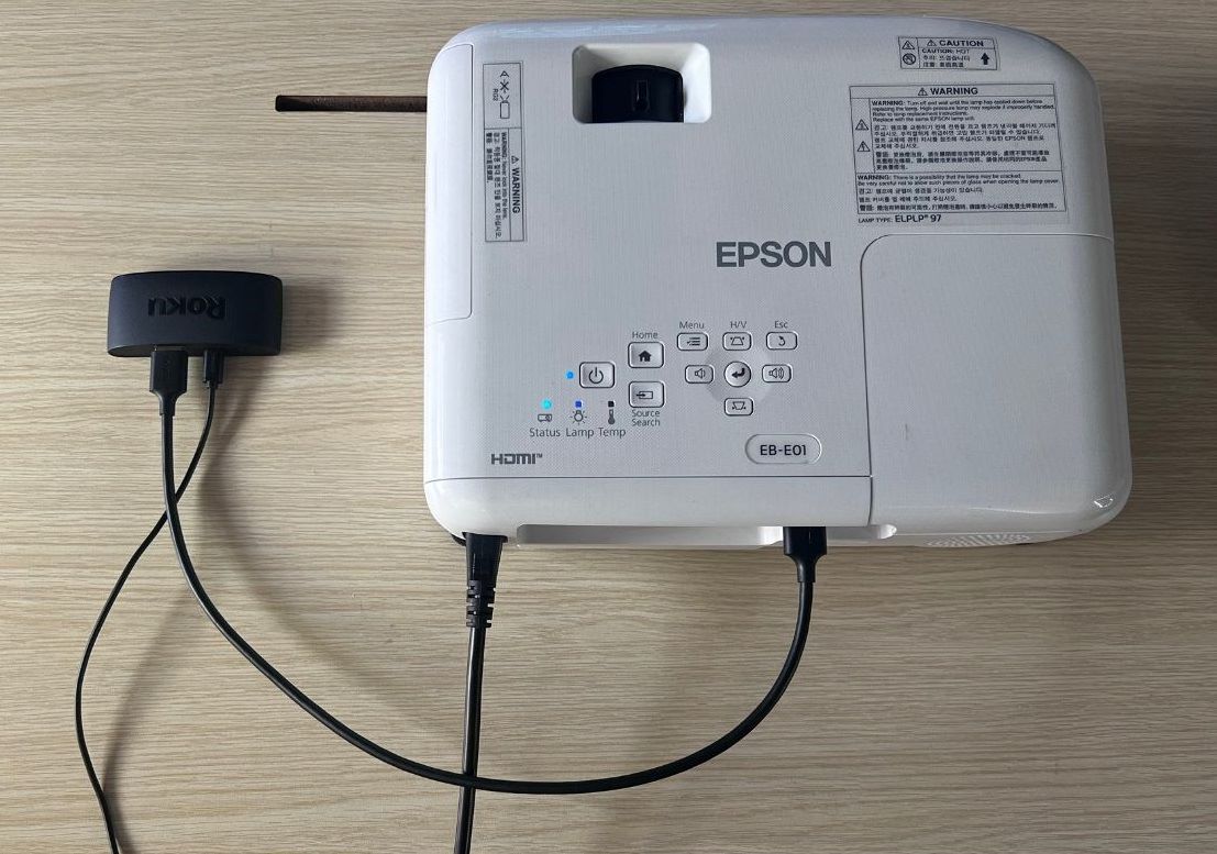 Roku Express 4K+ is plugged to Epson projector