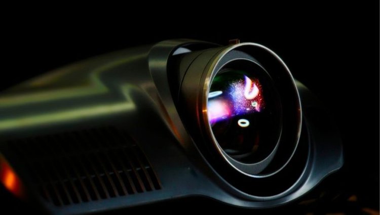 the projector lens
