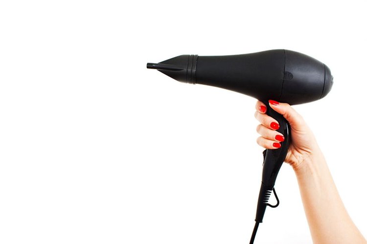 use hairdryer to remove wrinkle on screen