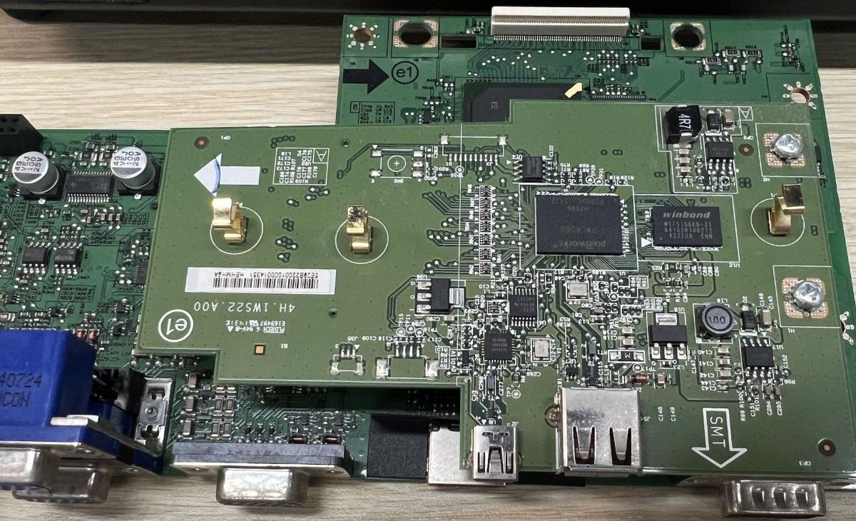 The motherboard of the BenQ projector