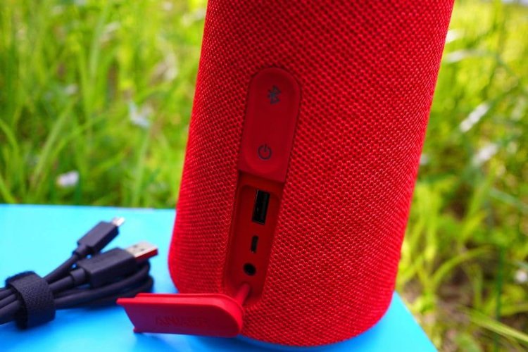 red bluetooth speaker with usb port