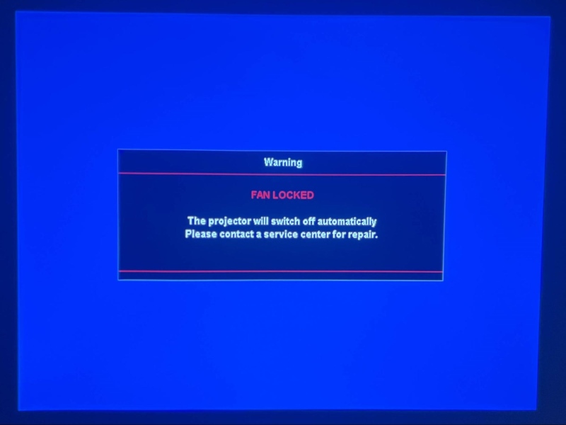 FAN LOCKED warning message of Optoma projector