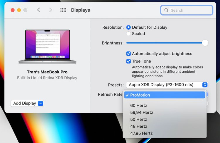 display screen with refresh rate on MacOs