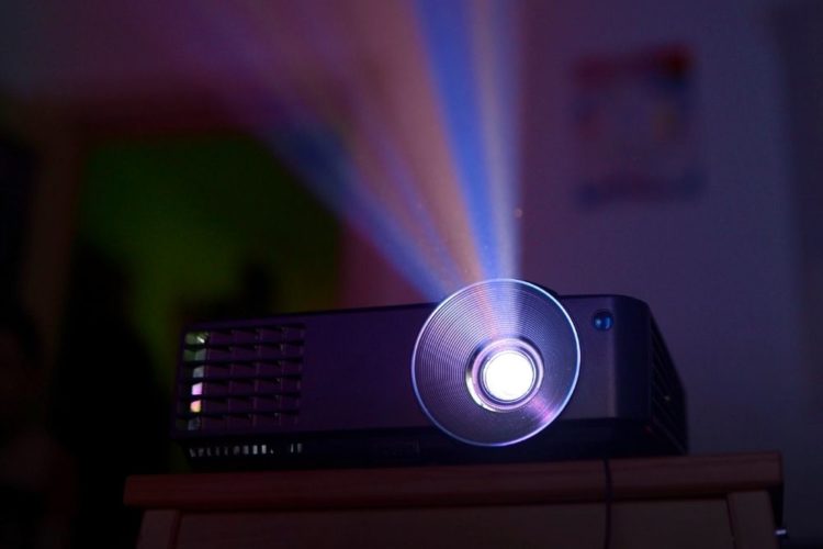 do laser projectors need to cool down