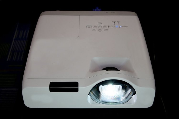 epson projector serial number lookup