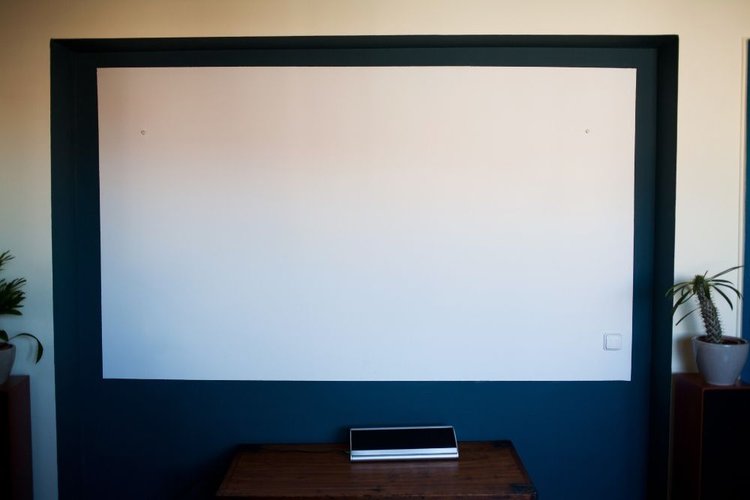 What Color To Paint a Wall for Your Projector? - PointerClicker.com