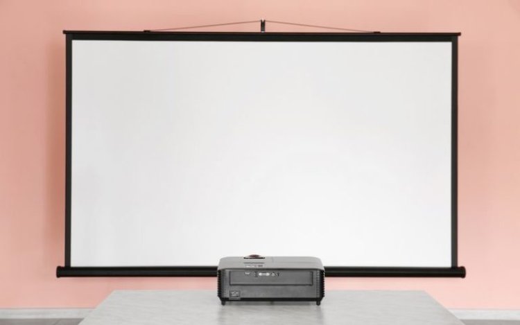 How to Hang a Projector Screen Without Drilling: 5 Renter-Friendly Mounting Solutions