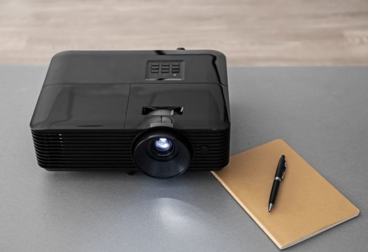 How does a Smart Projector Work?