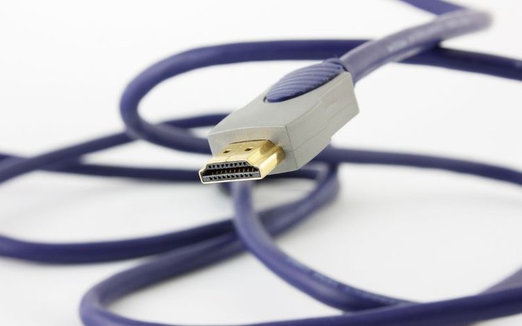 Một cáp HDMI màu tím