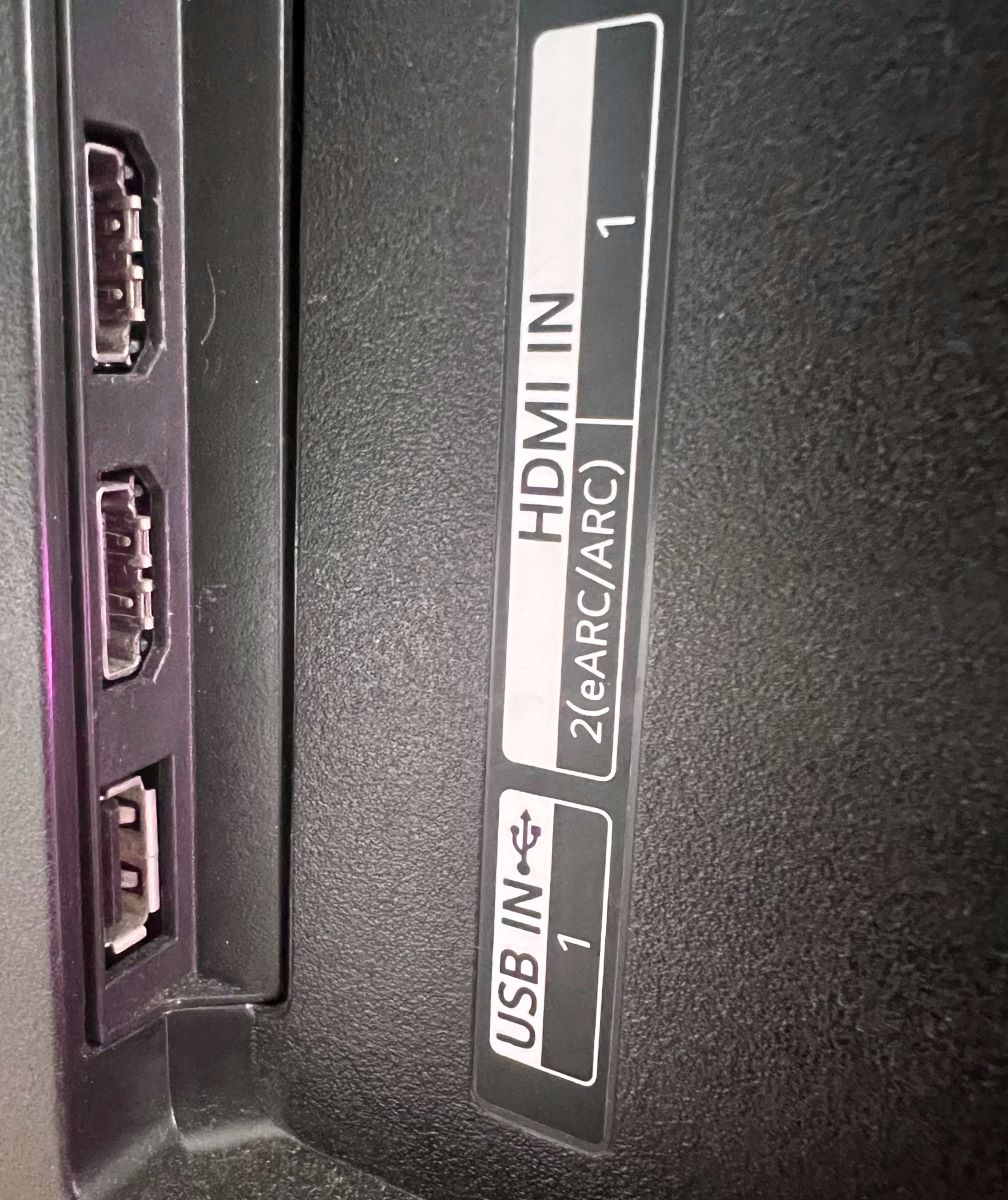 ports of an lg tv
