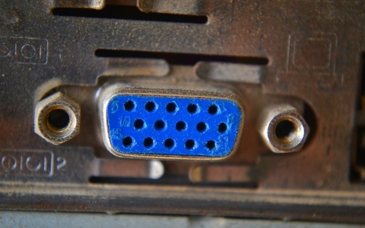 a blue VGA port