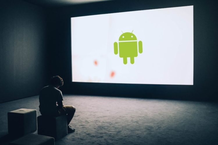 Projector screen with Android logo