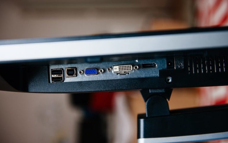 How To Connect An HDMI Laptop To A DisplayPort Monitor? (Step By Step ...