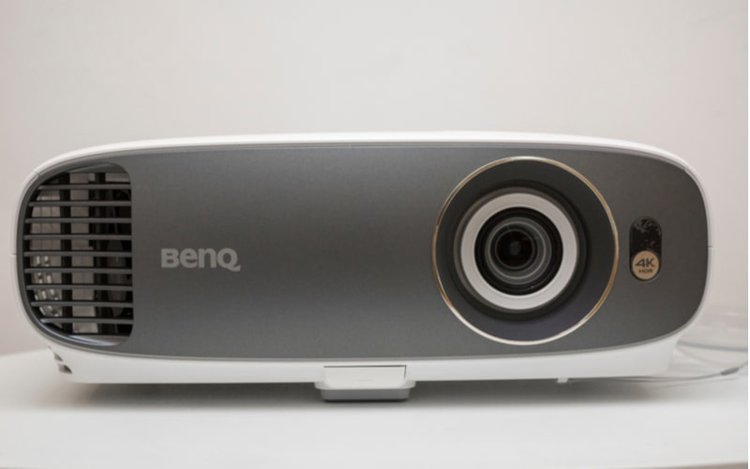 BenQ-Projektor von der Vorderseite