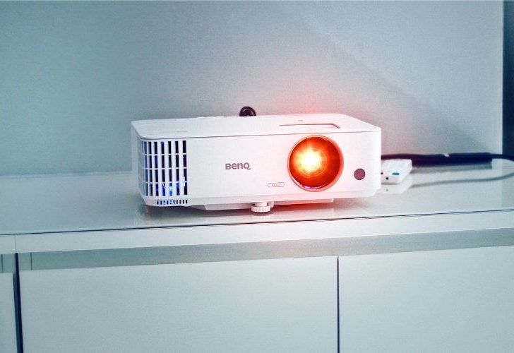 How to Check Lamp Hours on a BenQ Projector?