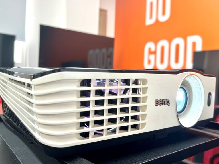 How to Update BenQ Projector Firmware Step-by-Step