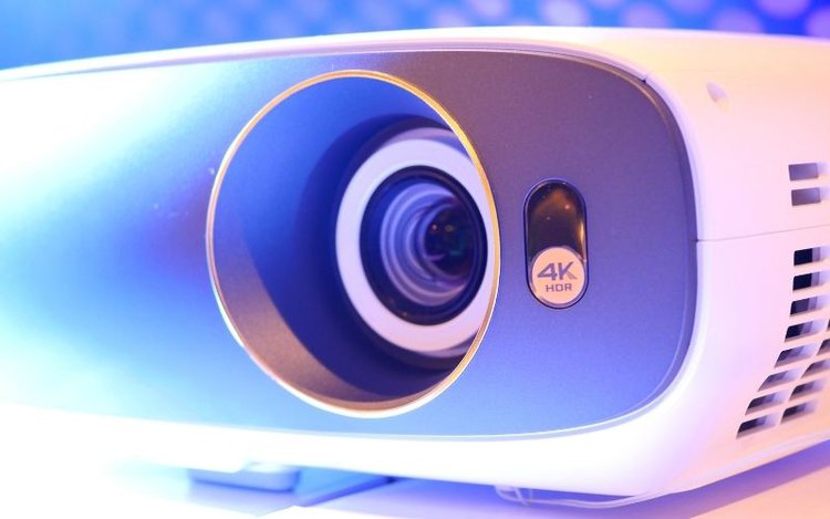 4K HDR projector close view