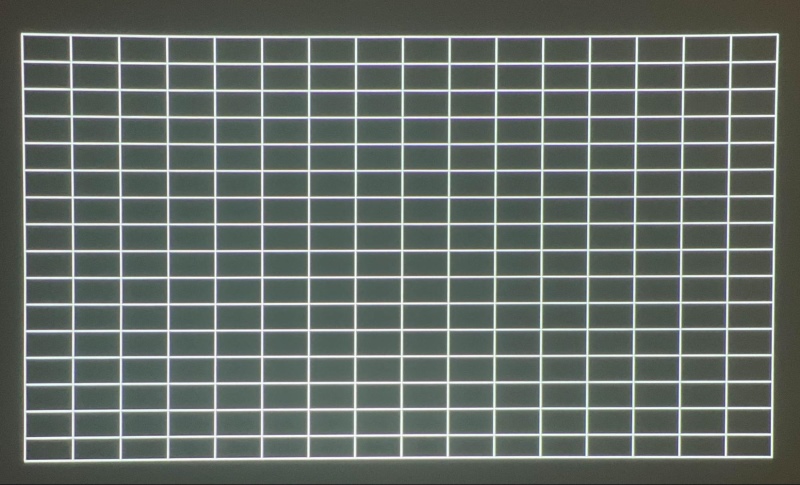 BenQ projector grid test pattern