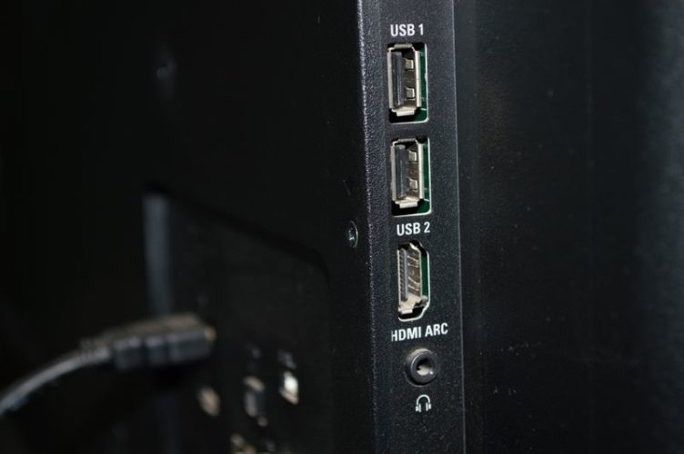 HDMI ARC port and USB ports on TV