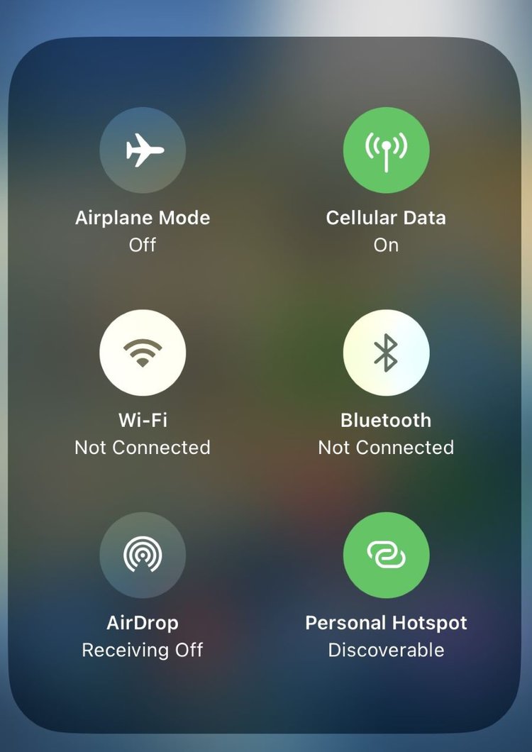cellular data and personal hotspot are turned on on an iphone