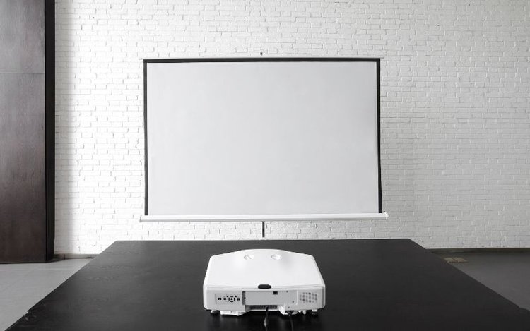 keep the projector square with the screen