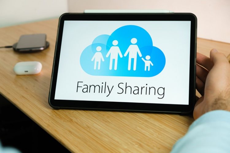 Apple family sharing