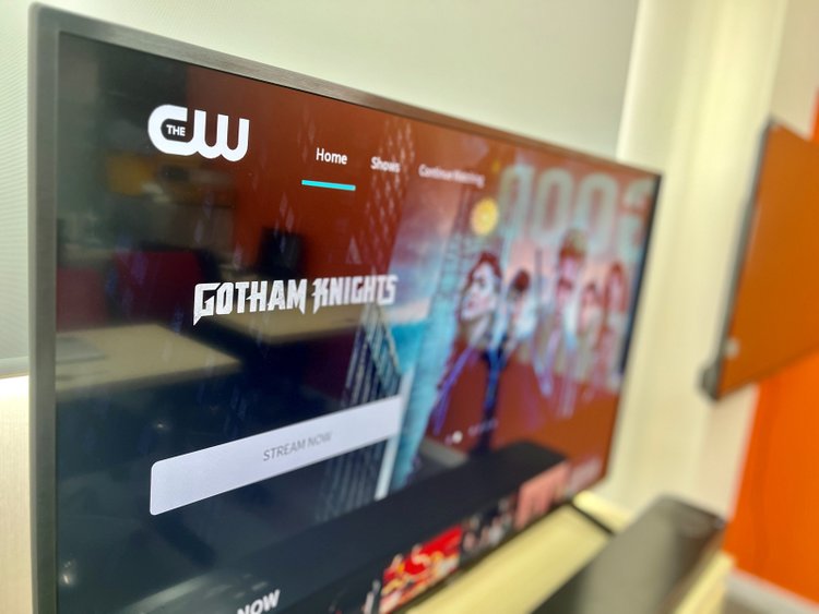 CW TV