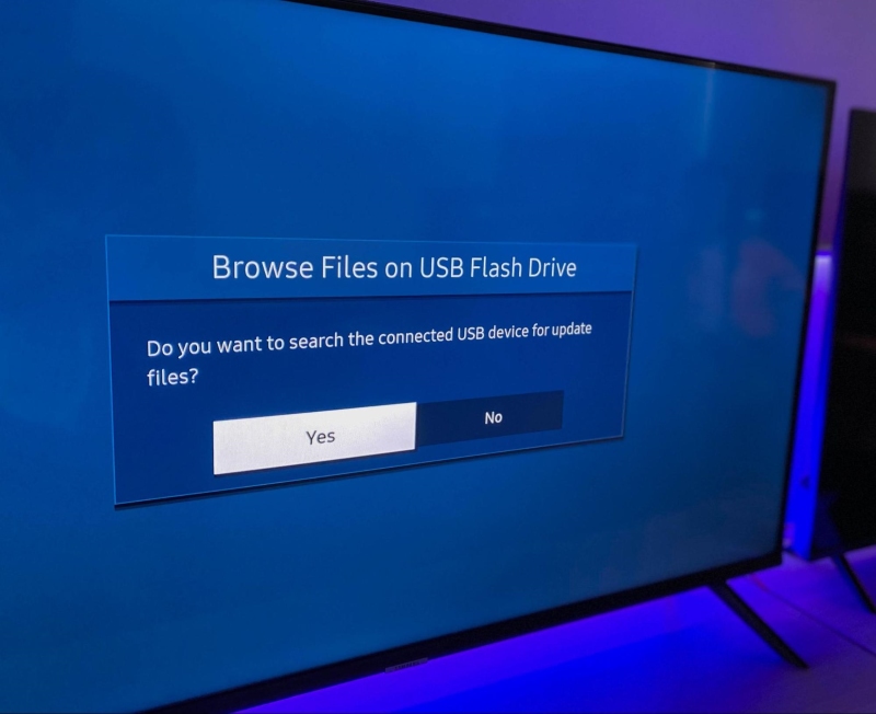 select Yes to Browse Files on USB Flash Drive