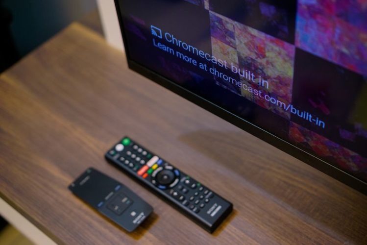 Chromecast built in words on TV with blurr remote