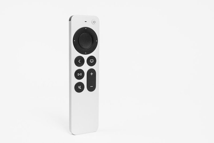a white Apple TV remote