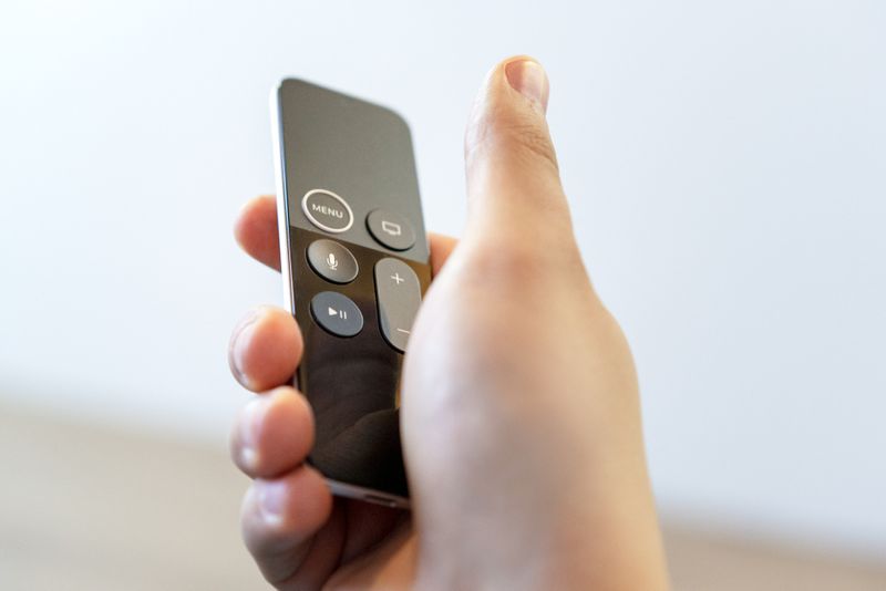 can-an-apple-tv-remote-turn-on-off-a-tv-pointer-clicker