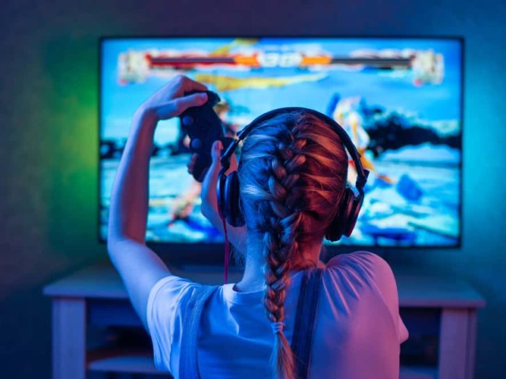 Can Playing Video Games On a Big Screen TV Ruin It?