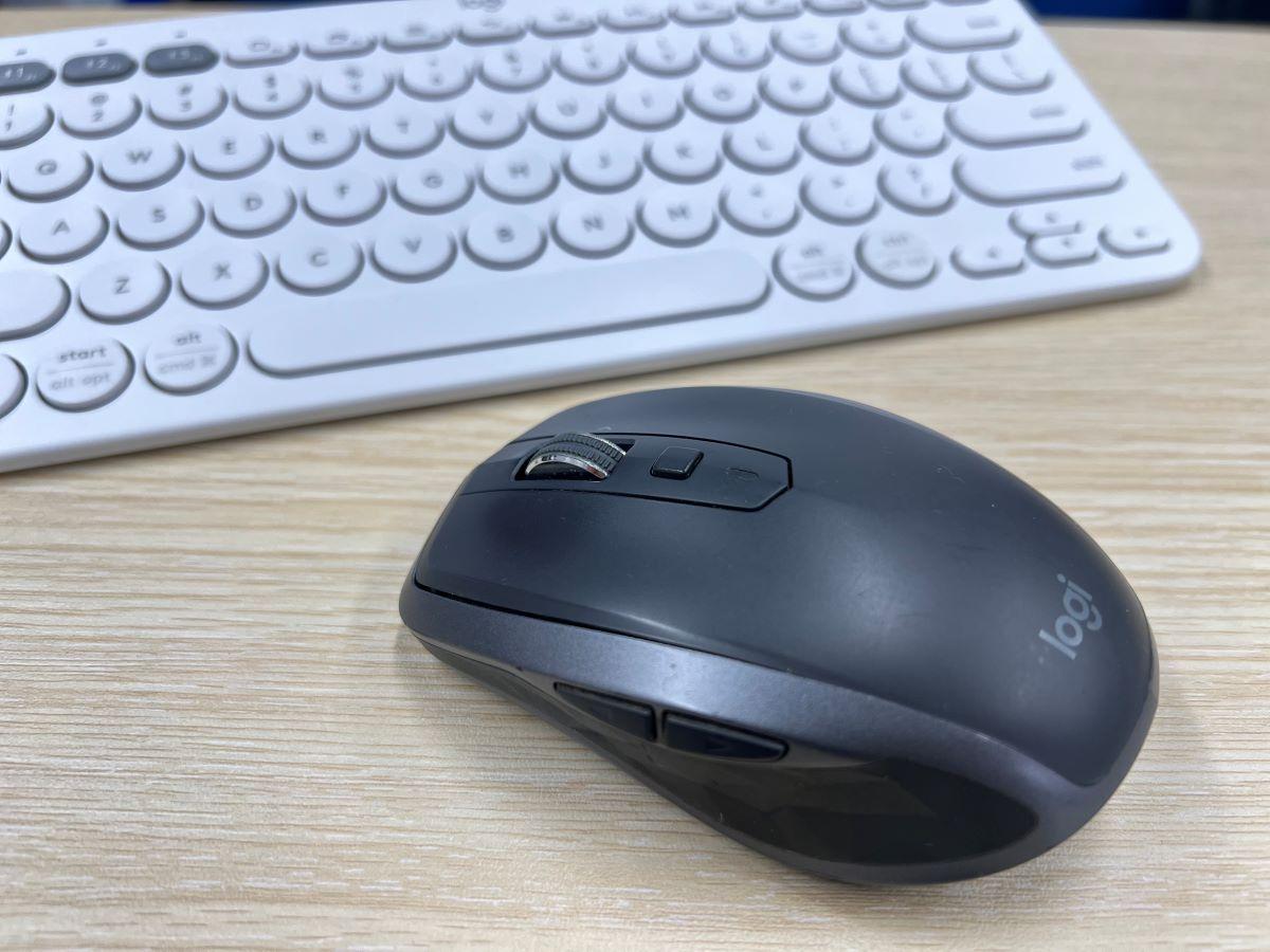 A Logitech wireless mouse and a Logitech wireless keyboard