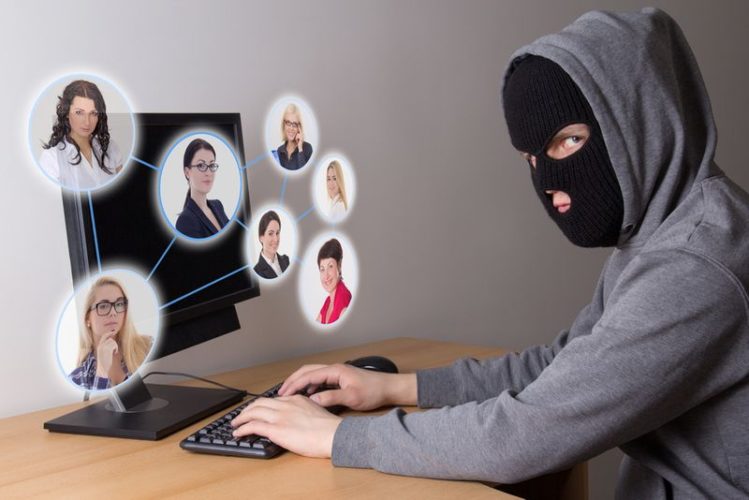 hacker stealing information of many people to commit identity theft