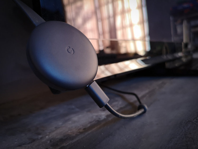 After a decade, Google drops support for original Chromecast