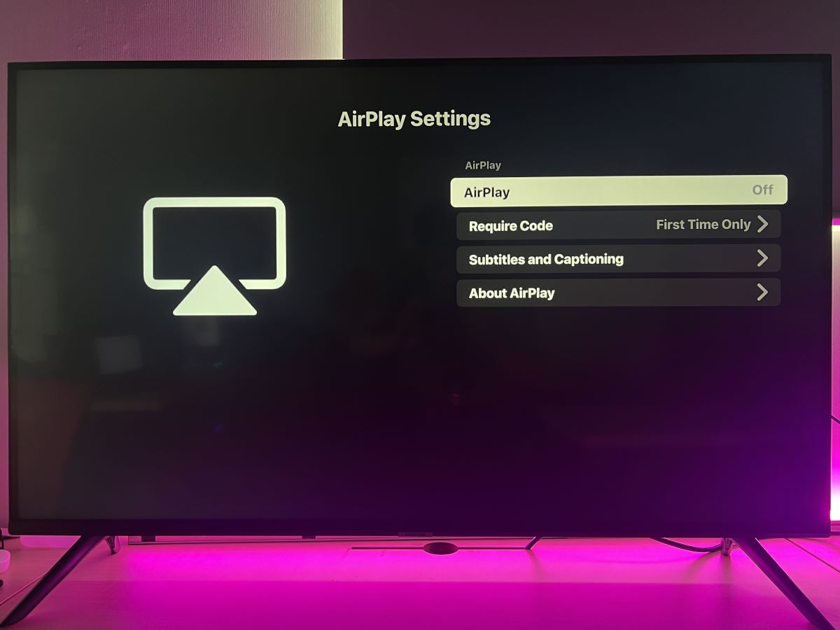 The AirPlay feature on Samsung TV is set to off