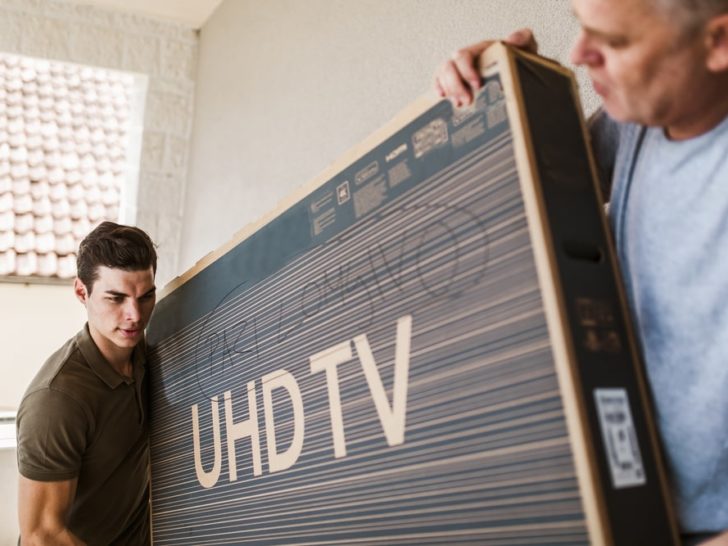 How To Transport a (Big) 75-Inch TV?