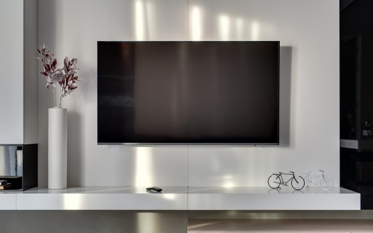 How Much Heat Can a TV Withstand? (Samsung, LG, Sony & Vizio)