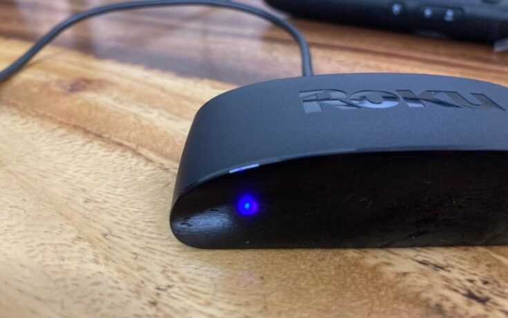 red and blue light on roku camera