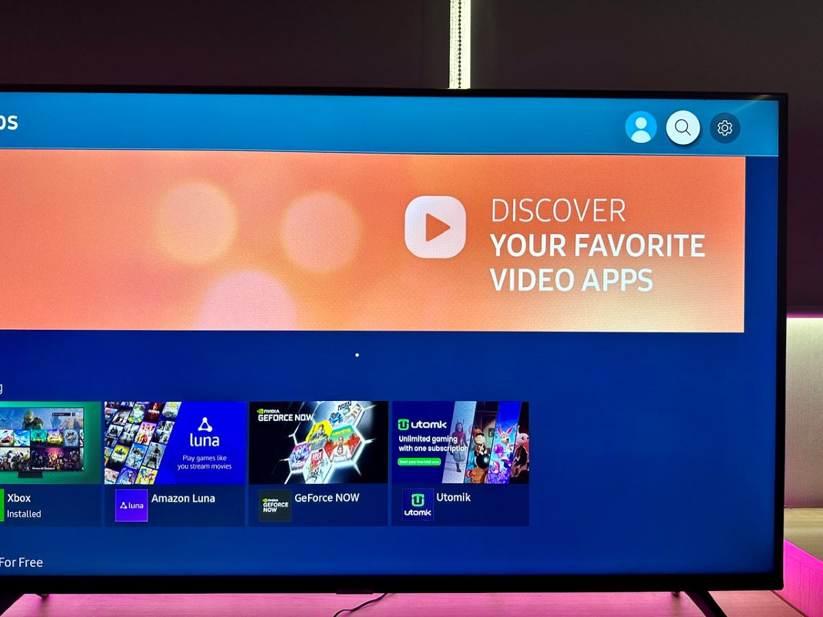 search icon is highlighted on a samsung tv