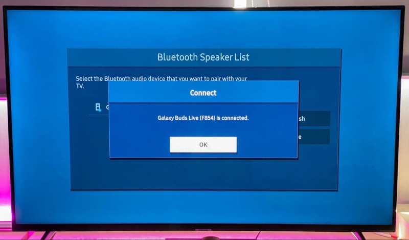 Bluetooth speaker is connected to the Samsung TV