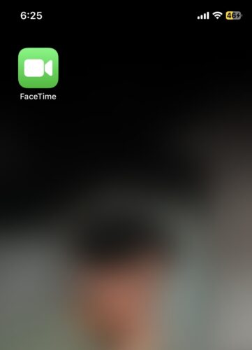 FaceTime app icon on iPhone screen