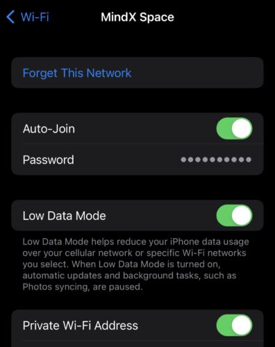 Low Data Mode of an iPhone