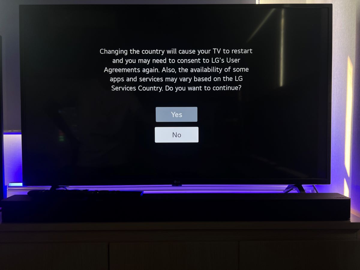 The LG TV wants to restart after the settings are changed