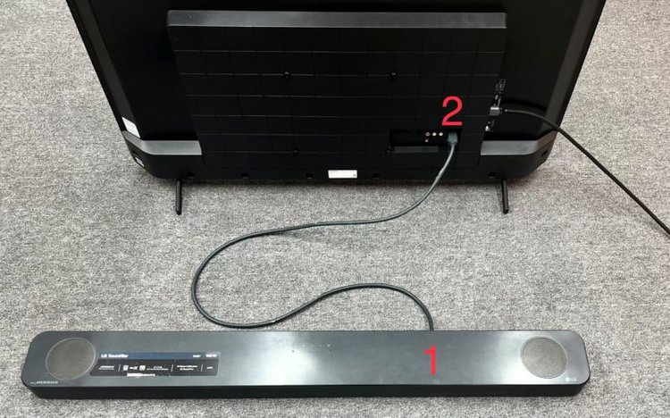 Connecting a BRAVIA TV to an external device via the Soundbar using HDMI ( ARC / eARC) cables