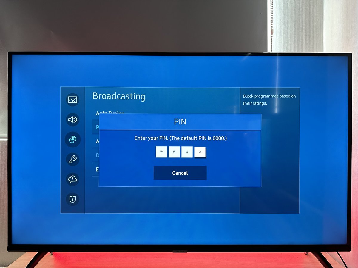 enter pin to activate programme rating lock on a samsung tv