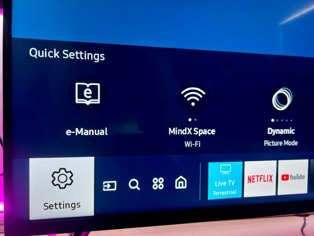 settings app of a samsung tv is highlighted