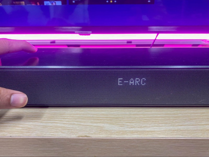 switch soundbar connection method to E-ARC