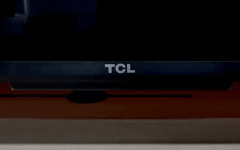 TCL TV blinking status light