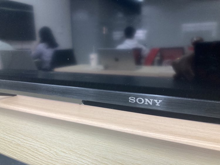 a sony tv cannot turn on on a table